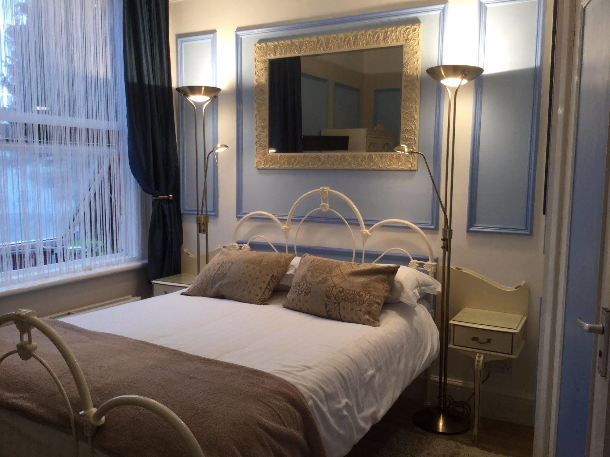The Groveside Guest House Sidmouth Esterno foto